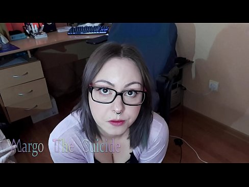 ❤️ სექსუალური გოგონა სათვალეებით ღრმად იწოვს დილდოს კამერაზე ☑ პორნო vk ჩვენთან ❌️